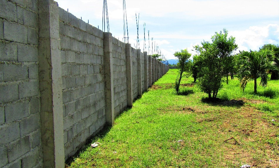 Enclosure wall - June 2022