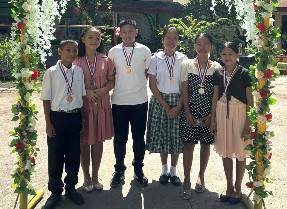 elementary honors and graduates