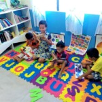 The children reading books.